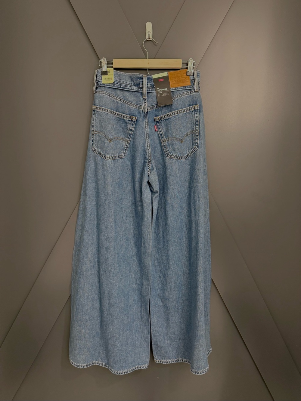 Levi’s Super Wide XL Leg Cause and Effect Denim Jeans SZ 26 - Picture 6 of 9